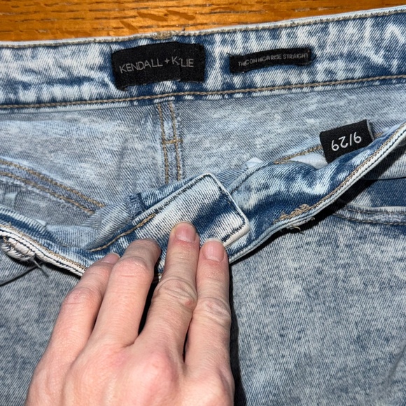 Kendall & Kylie The Icon Straight High Rise Acid Wash Jeans - Picture 2 of 2